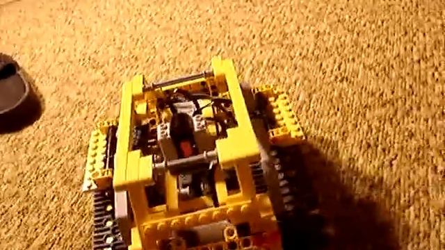 Гусеничный вездеход Lego Technic (PF)