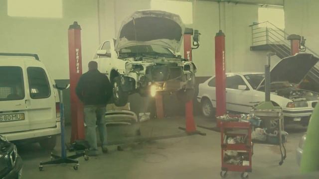 Replacing alternator in car - Opel Corsa C