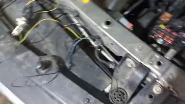 CHEVROLET - Активная решетка радиатора # проблема со жгутом под левой фарой..#