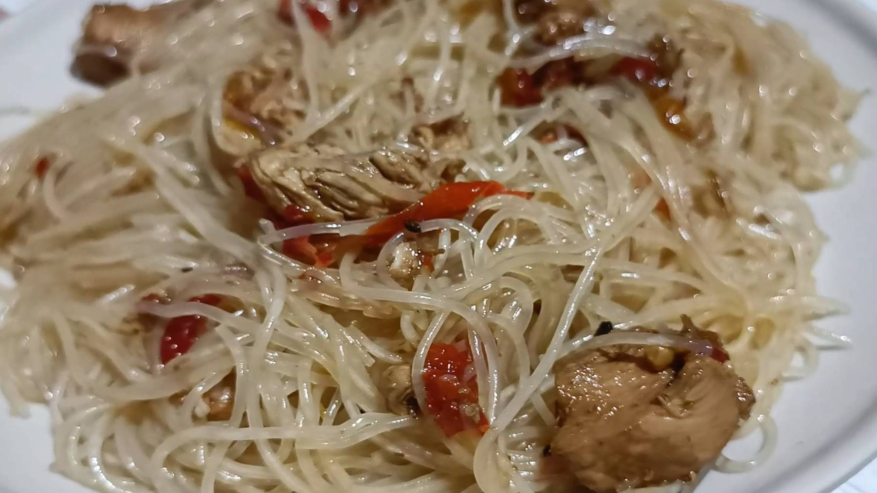 Горячий салат с фунчозой, мясом и овощами. Обалденный рецепт