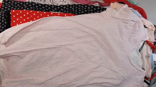 P1 Night shirts Cream+Ex (Женские ночные сорочки) (8 мешков)  13,65  кг   6,25€   за кг  59 шт