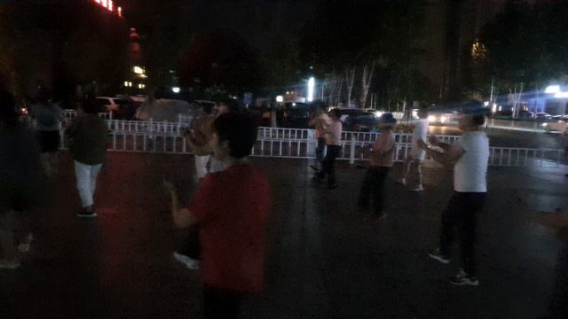 городские уличные танцы  в  Китае