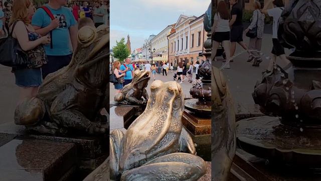 Фонтан с лягушками в Казани 🐸 Россия 🇷🇺 #путешествие #путешествияпороссии #казань