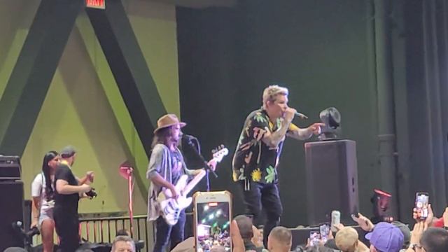 Sugar Ray Performs "When it's Over" at Long Beach Collect-a-con!