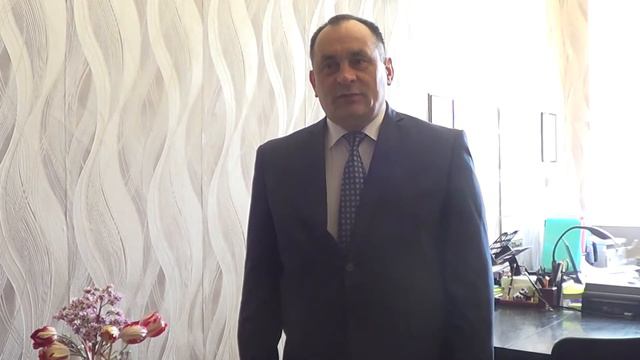 Поздравление директора школы В.И.Кондрашина на Последний звонок