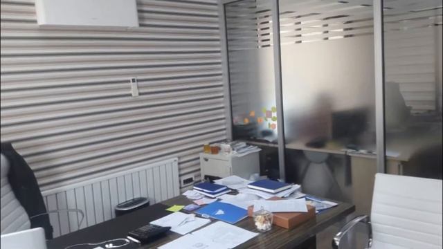 Готовый офис :AZURE PARK -   А AZURE BUSINESS CENTER395.000 Azn  050070434-2400 TARLAN