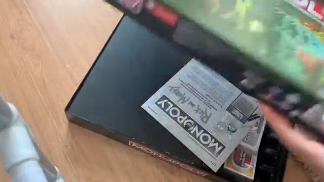 Распаковка МОНОПОЛИЯ Rick & Morty