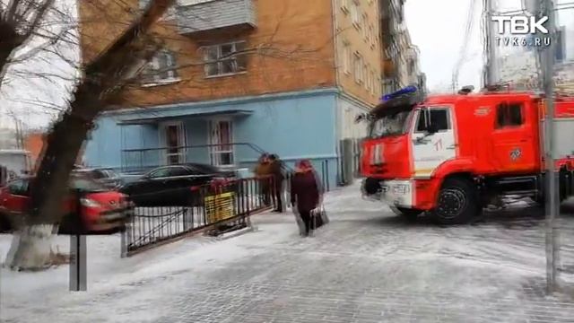 Пожарная и шлагбаум (Красноярск)