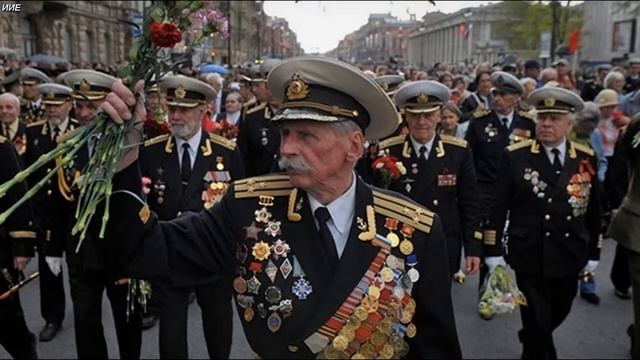 Стихи. Бывших офицеров не бывает! Наталия Гросс. Защитникам Отечества посвящается!!!