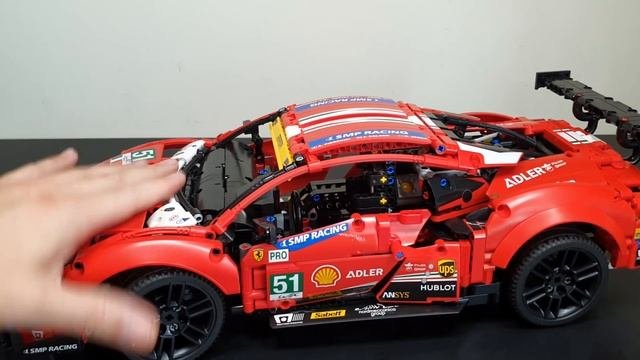 Lego Technic Ferrari 488 GTE set 42125 review