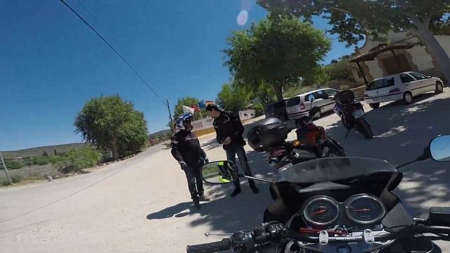 Motovlog @11 - Ruta a chinchón - Suzuki gs 500 F
