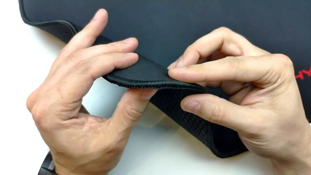 Обзор ковра HyperX Fury S. Оно того не стоит..