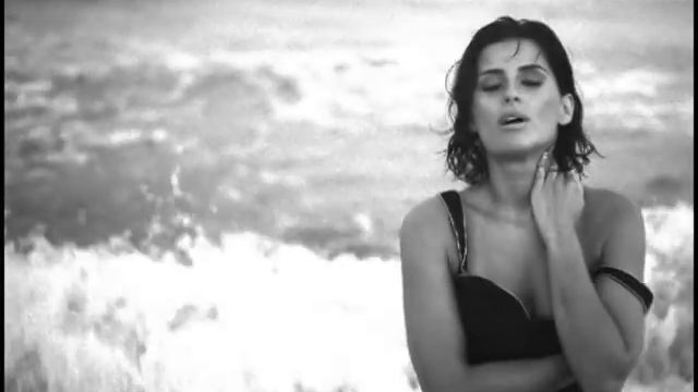 Nelly Furtado - In Gods Hands