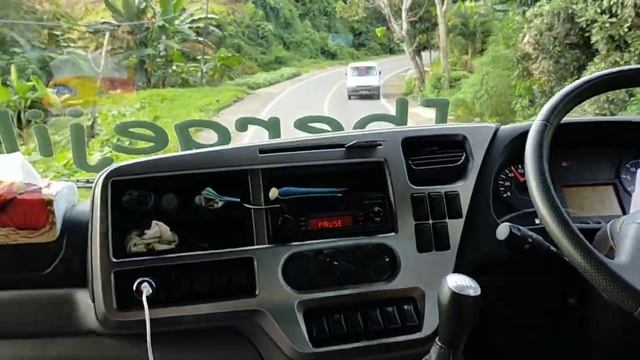 #truckdriving On Board With UD Nissan Diesel Quester  di Tanjakan