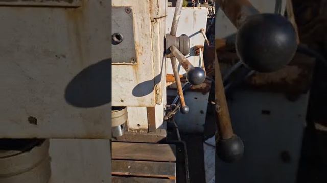 станок сверлильный 2н135