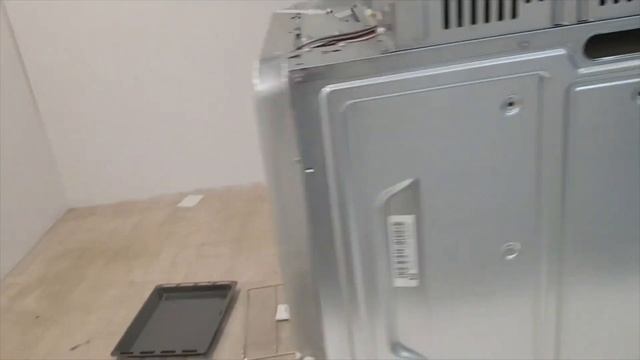 Духовой шкаф BOSCH HBJ558YB0Q