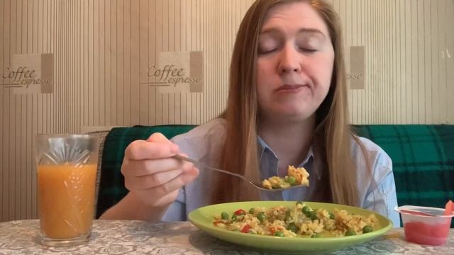 МУКБАНГ РИС С МОРЕПРОДУКТАМИ ПАЭЛЬЯ |Плавные движения рук для тех , кто просил ??❤️