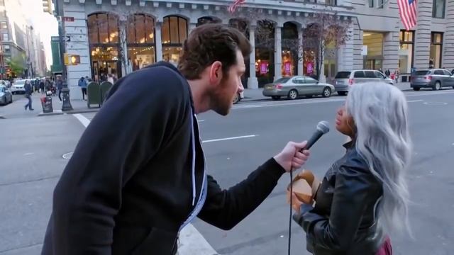 Billy Eichner's Funny Interview about La La Land