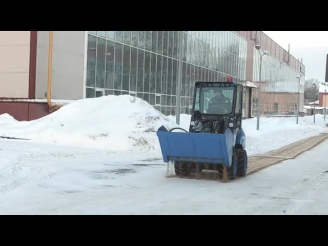 Пескоразбрасыватель для тротуаров на коммунально-уборочной машине Митракс мп635.