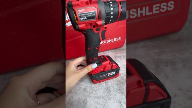 Шуруповерт Milwaikee 36V 
Цена 6500 руб