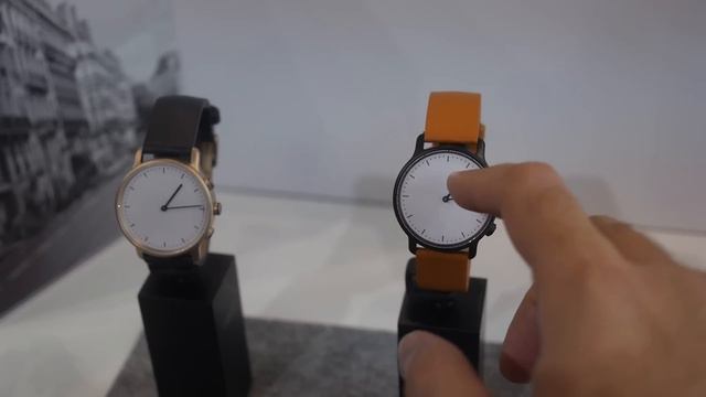 nevo watch Swiss Smartwatch with LEDs vibrate BT 5 months battery life