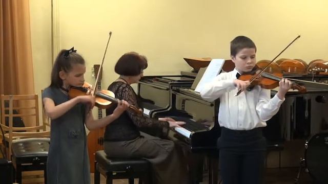010. І.Фролов - Дивертисмент