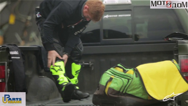 Alpinestars and Ryan Villopoto Introduce RV2 Boot
