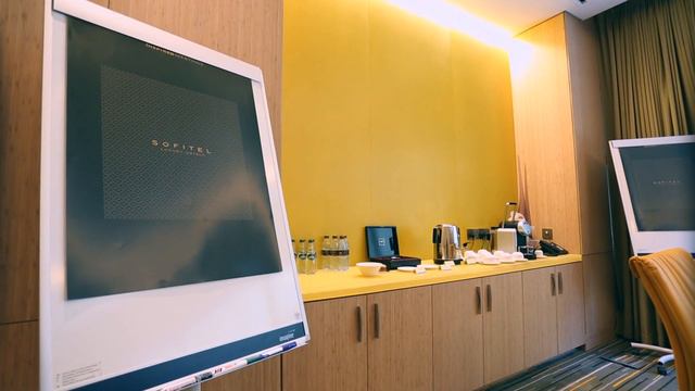 Sofitel Dubai Downtown Amethyst Meeting Room
