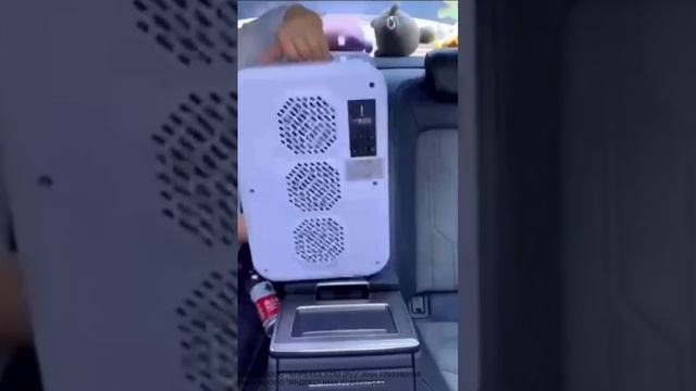 Портативный холодильник в авто