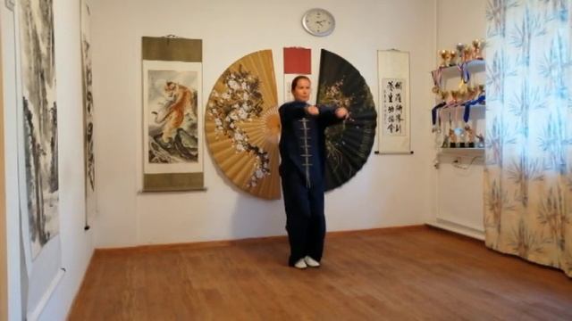 Цигун "Даоинь Яншен Гун": "Восстанавливающий иммунитет и сберегающий здоровье".