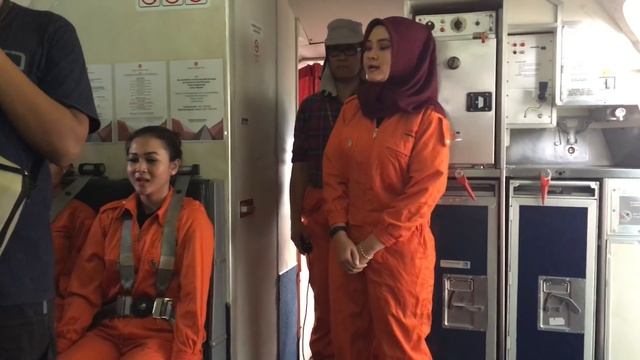 MENGUNJUNGI PUSAT PELATIHAN AWAK KABIN LION AIR GROUP ! # VLOG 17