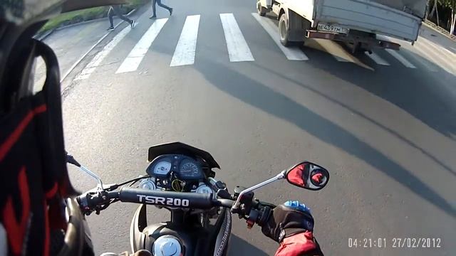 Так ездить нельзя.