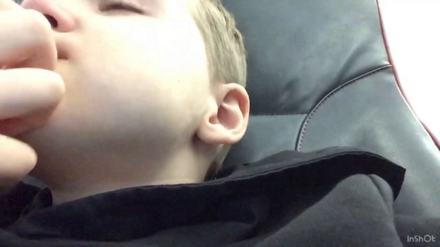 Я в аэропорту Пулково Я лечу из Санкт Петербурга В Калининград