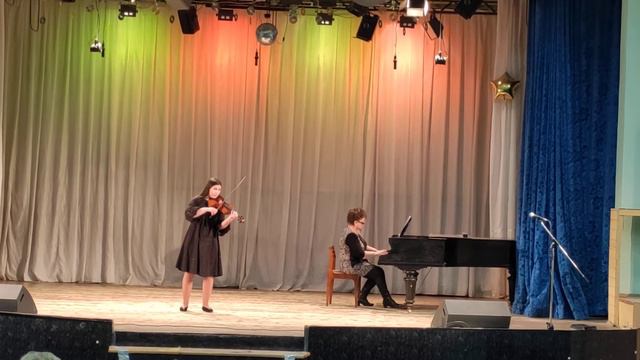 Мансурова Людмила, скрипка, педагог Гришина Ю.А., концертмейстер Мелихова Л.Ю.