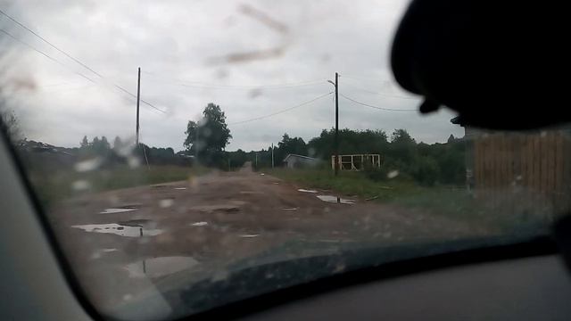 Дорога в д.Глутно близ Малой Вишеры.