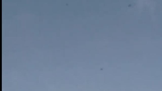001 Луганск в дыму.Голуби в небе