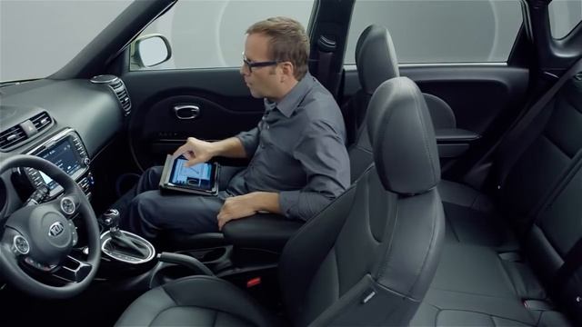 Реклама Kia Soul_ хомяки зажигают под Леди Гагу