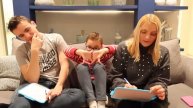 QUI CONNAIT LE MIEUX SWAN ??? Mère VS Fils
