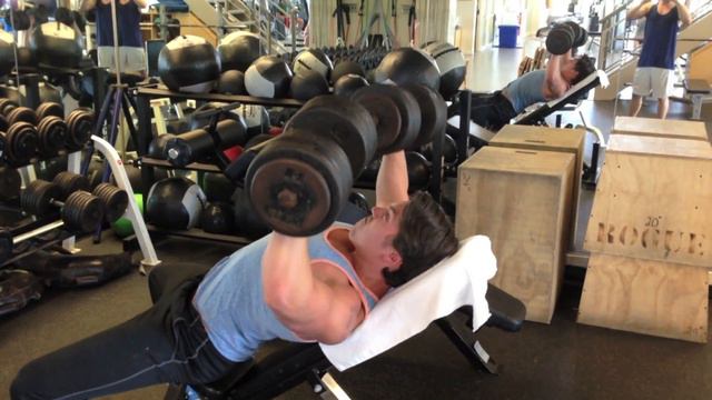 110 lbs Incline Dumbbell Bench Press x 10 Reps -  Superhero Physique Training