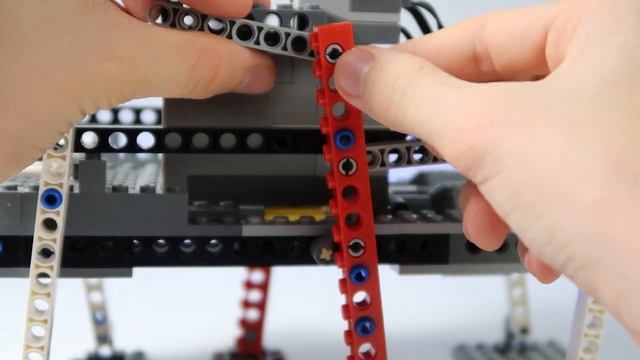 МОТОРИЗИРОВАННЫЙ ШАГОХОД ИЗ ЛЕГО TECHNIC  LEGO САМОДЕЛКА