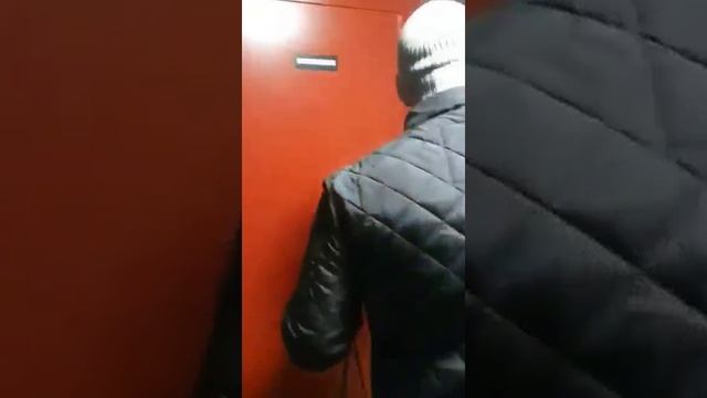 Kung med orakad pung (napp igen)