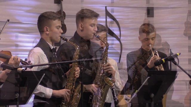 Славьте Бога, славьте в песнопеньях