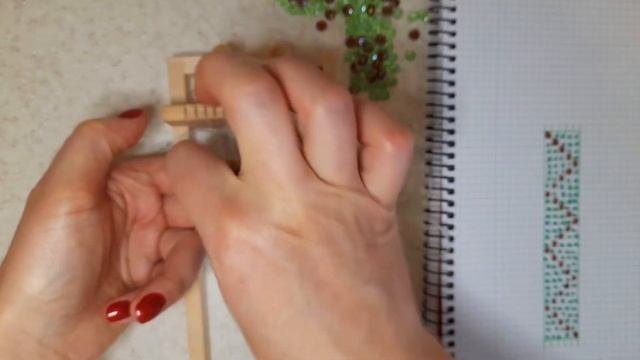 Как Сделать Шикарный Браслет Своими Руками из Бусин. Мастер-класс.