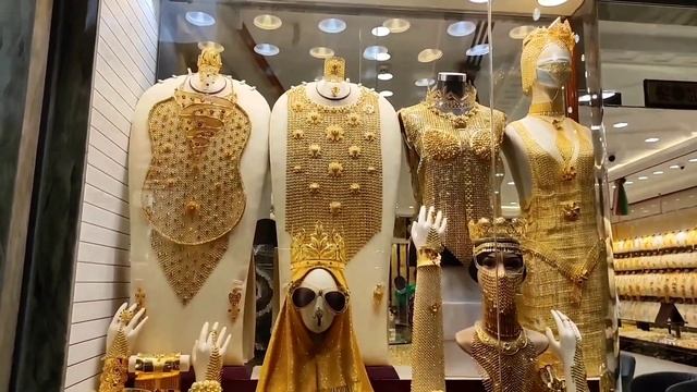 Cheapest Markets In Dubai for Shopping | Where to Shop & Save most in Dubai | Discounted Shopping
