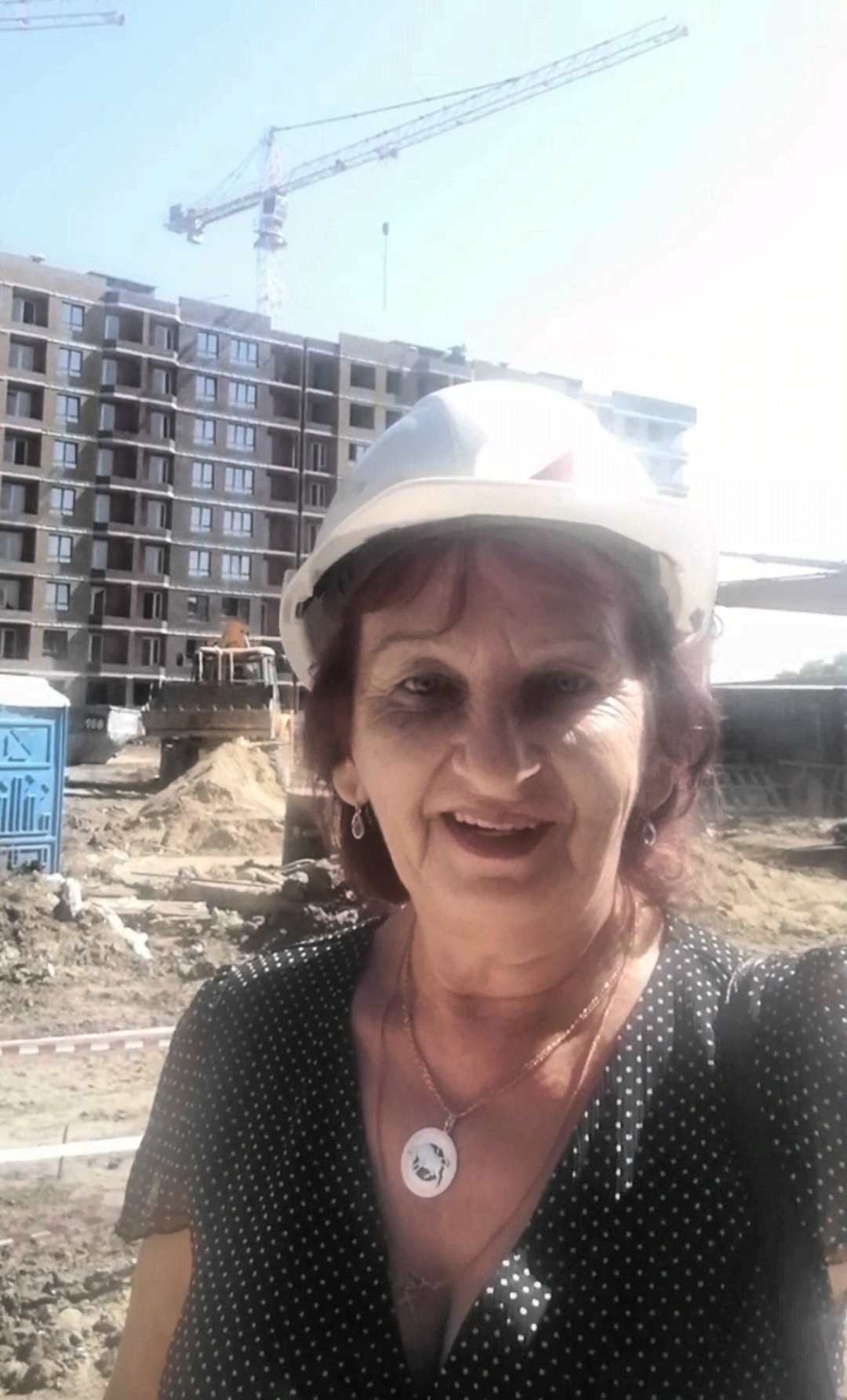 На Строй площадке.