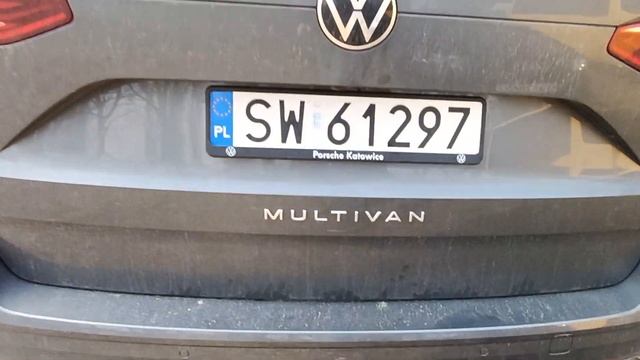 VOLKSWAGEN Multivan 2023 Review in Poland
