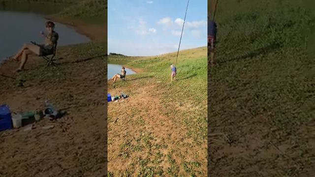 На рыбалке с сыном.mp4