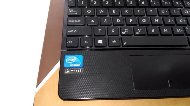 Laptop Bekas-Netbook Asus 1015E Celeron Sandy Bridge Second