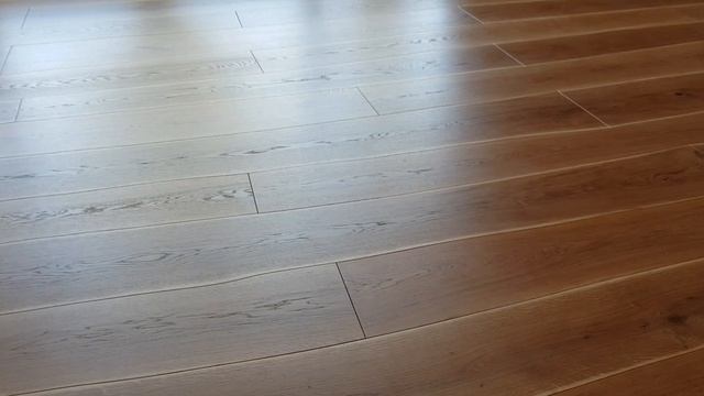 Status floors - криволинейная инженерная доска из дуба