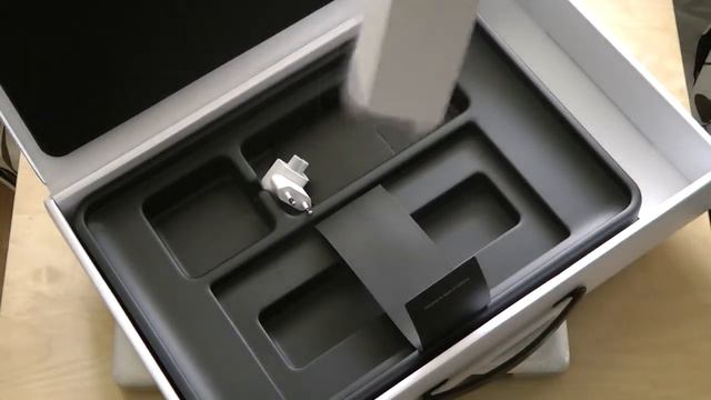 Apple MacBook Pro Unboxing 15 inch Late 2011